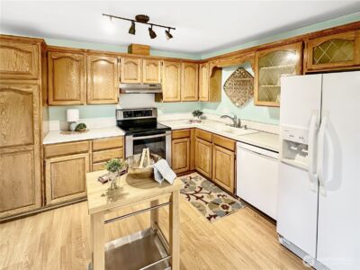 7910 Husky Way SE, Lacey, WA 98503 - Photo 9