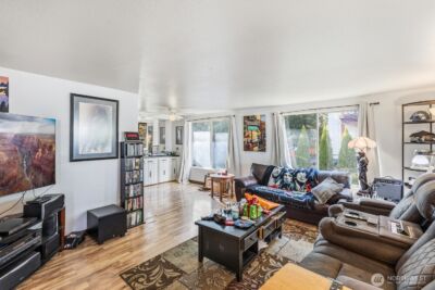 7275 NE Geneva Street , Suquamish, WA 98392 - Photo 4