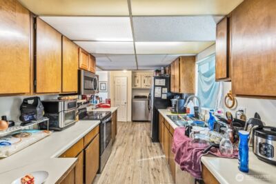 7275 NE Geneva Street , Suquamish, WA 98392 - Photo 9