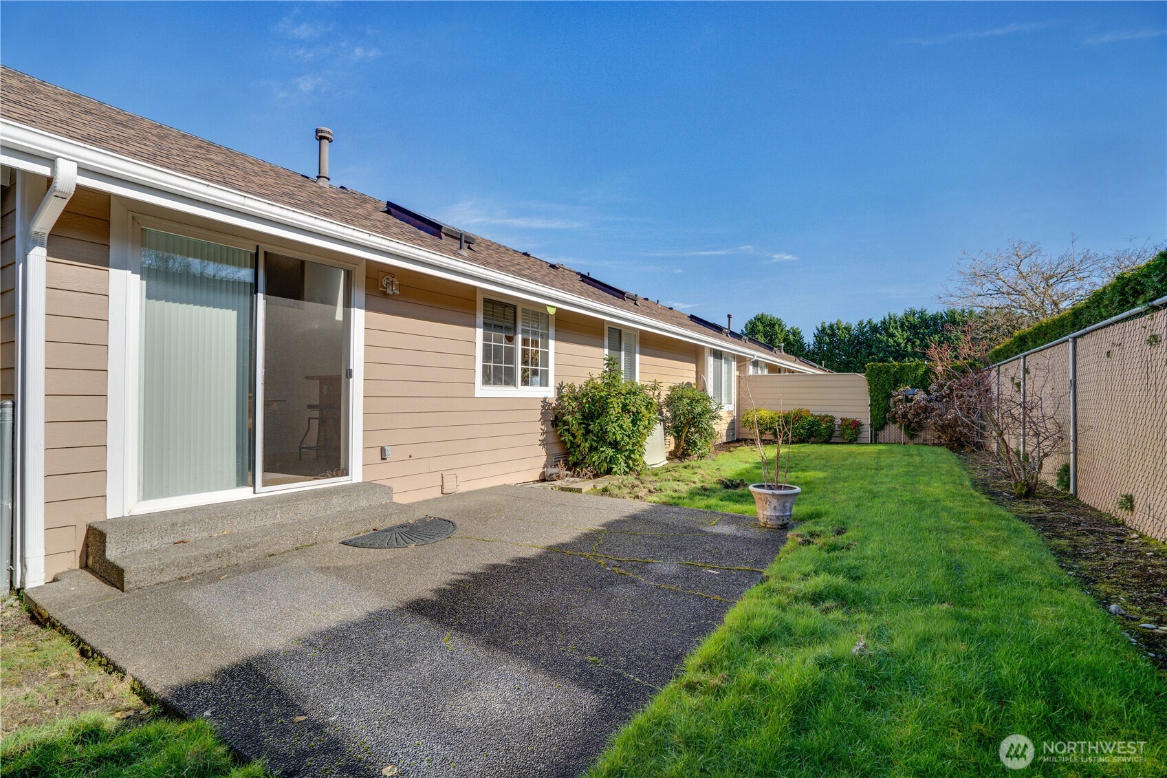 33 Lakewood Oaks Drive SW, Lakewood, WA 98499