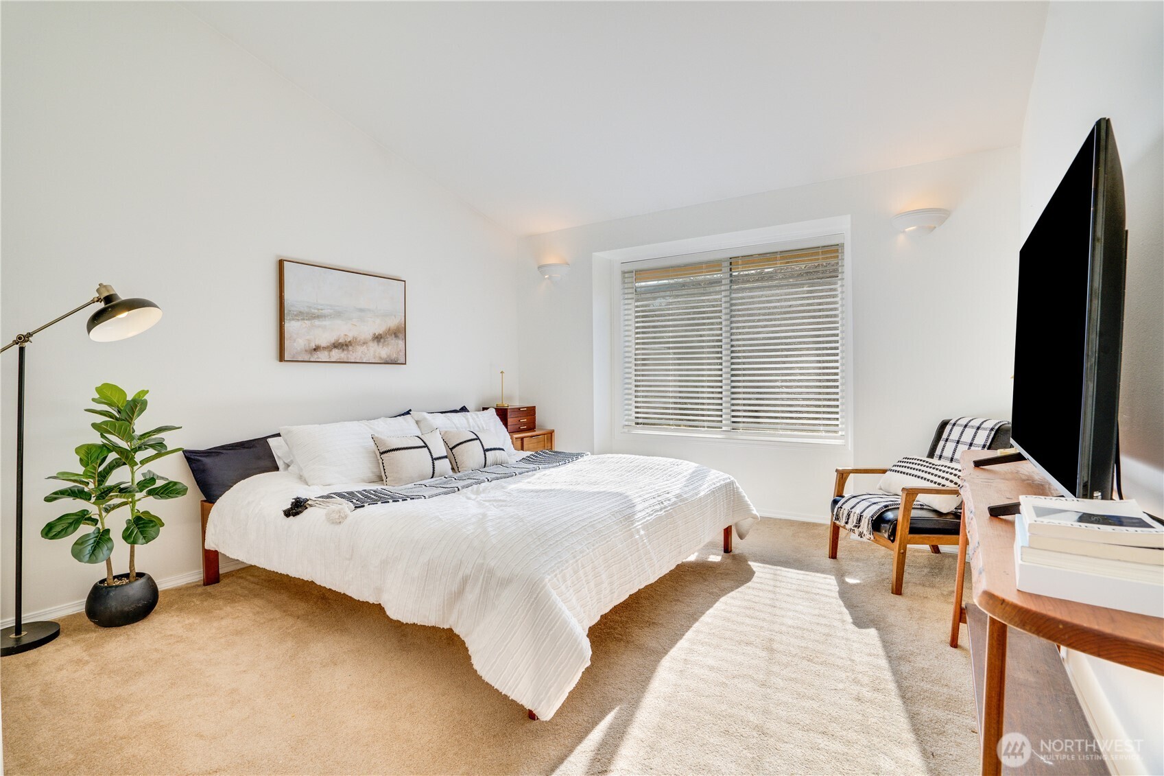 33 Lakewood Oaks Drive SW, Lakewood, WA 98499