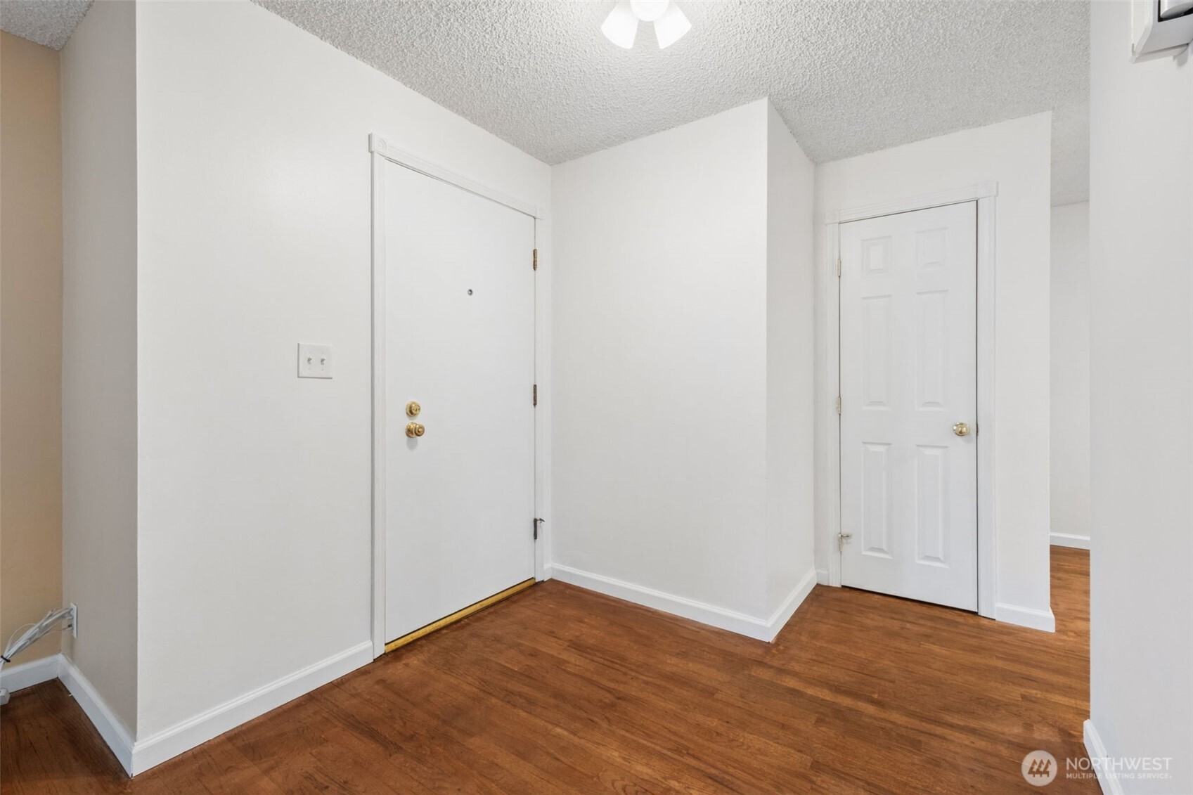 14204 12th Avenue SW, Burien, WA 98166