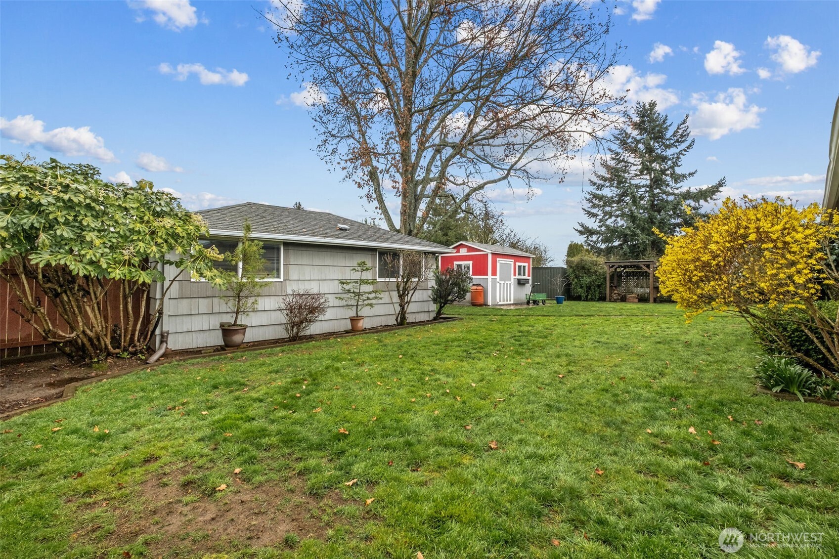 14204 12th Avenue SW, Burien, WA 98166