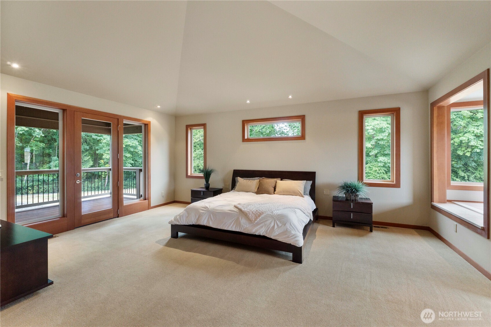 2604 100th Avenue E, Edgewood, WA 98371-0368