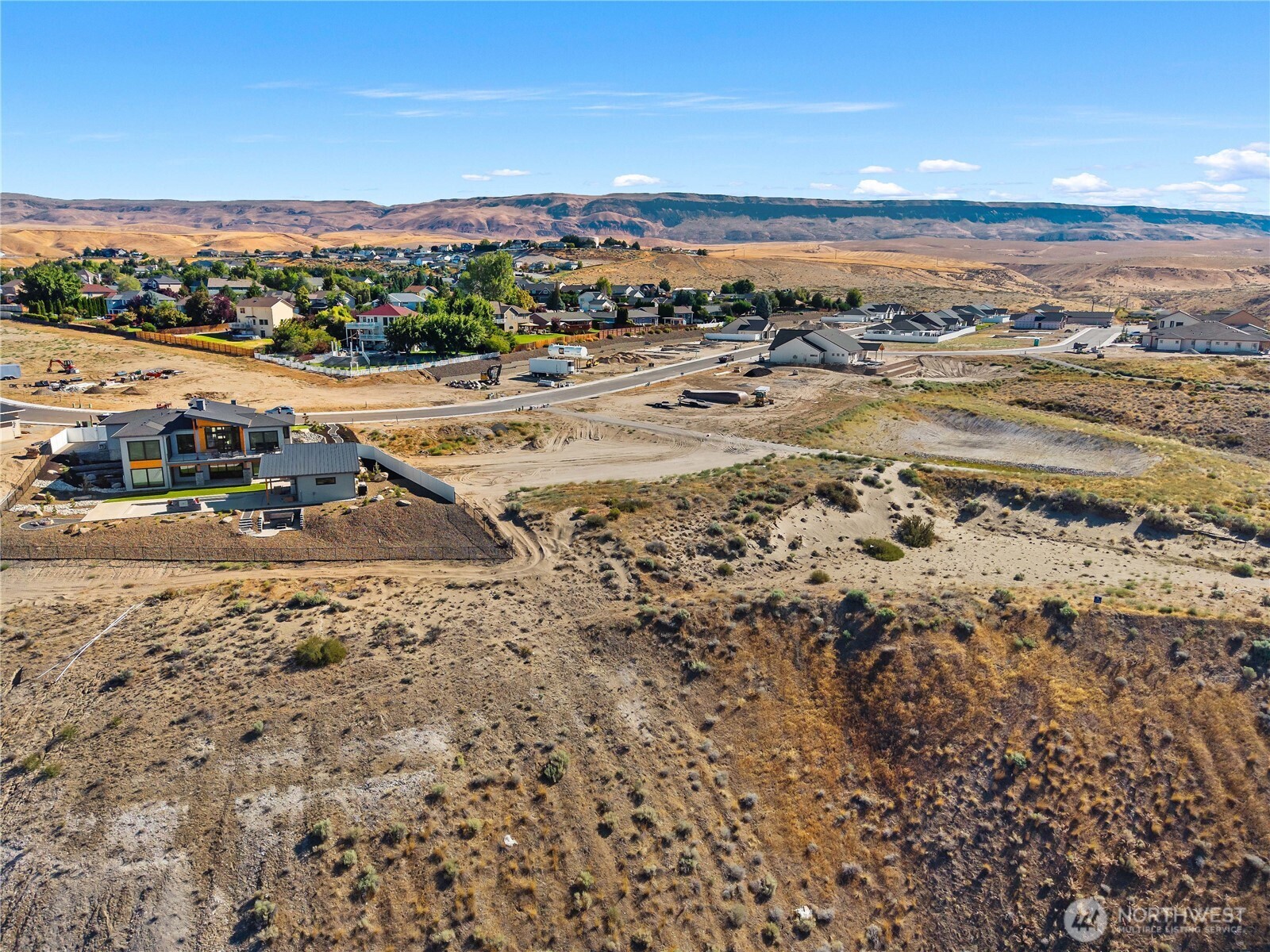 760 NE Tyler Place , East Wenatchee, WA 98802