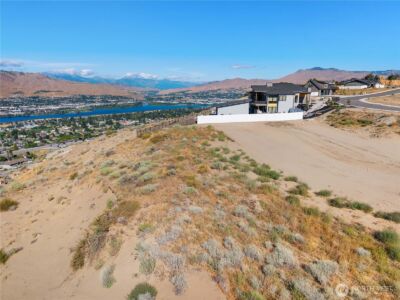 760 NE Tyler Place , East Wenatchee, WA 98802 - Photo 8