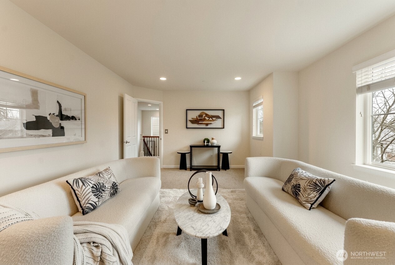 7640 NE 195th Street , Kenmore, WA 98028