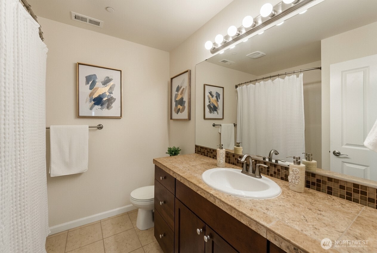 7640 NE 195th Street , Kenmore, WA 98028