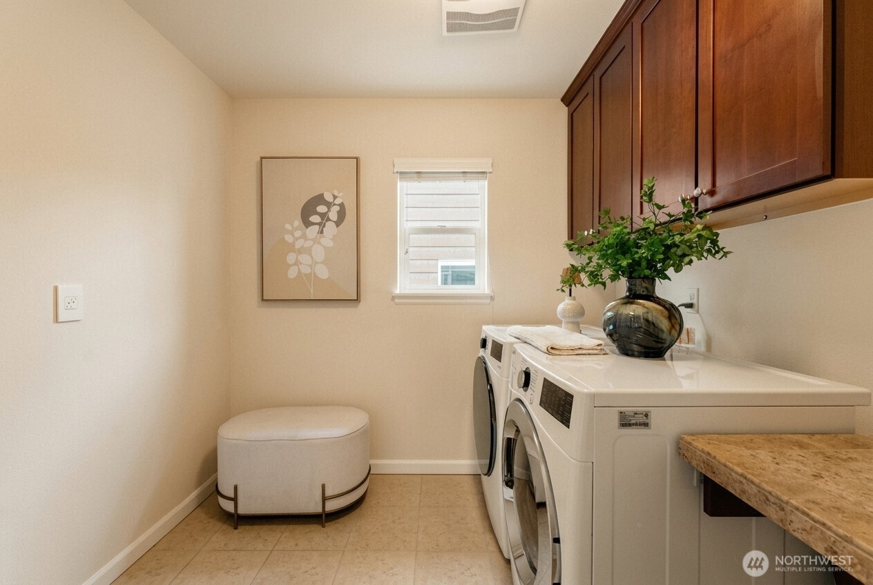 7640 NE 195th Street , Kenmore, WA 98028