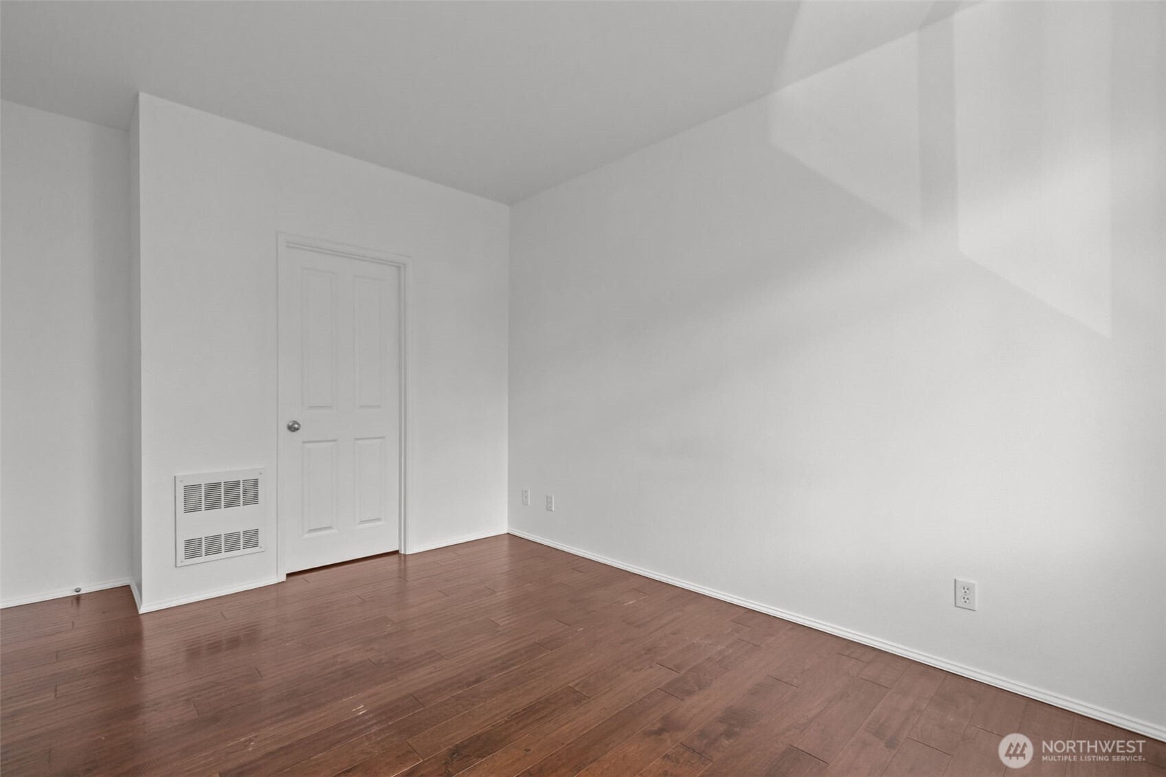 535 241st Lane SE, Sammamish, WA 98074