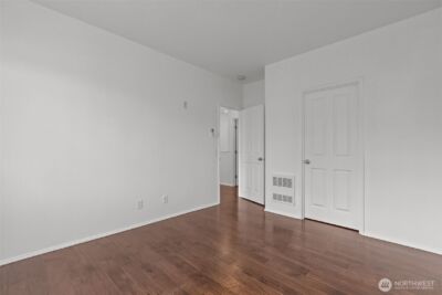 535 241st Lane SE, Sammamish, WA 98074 - Photo 17