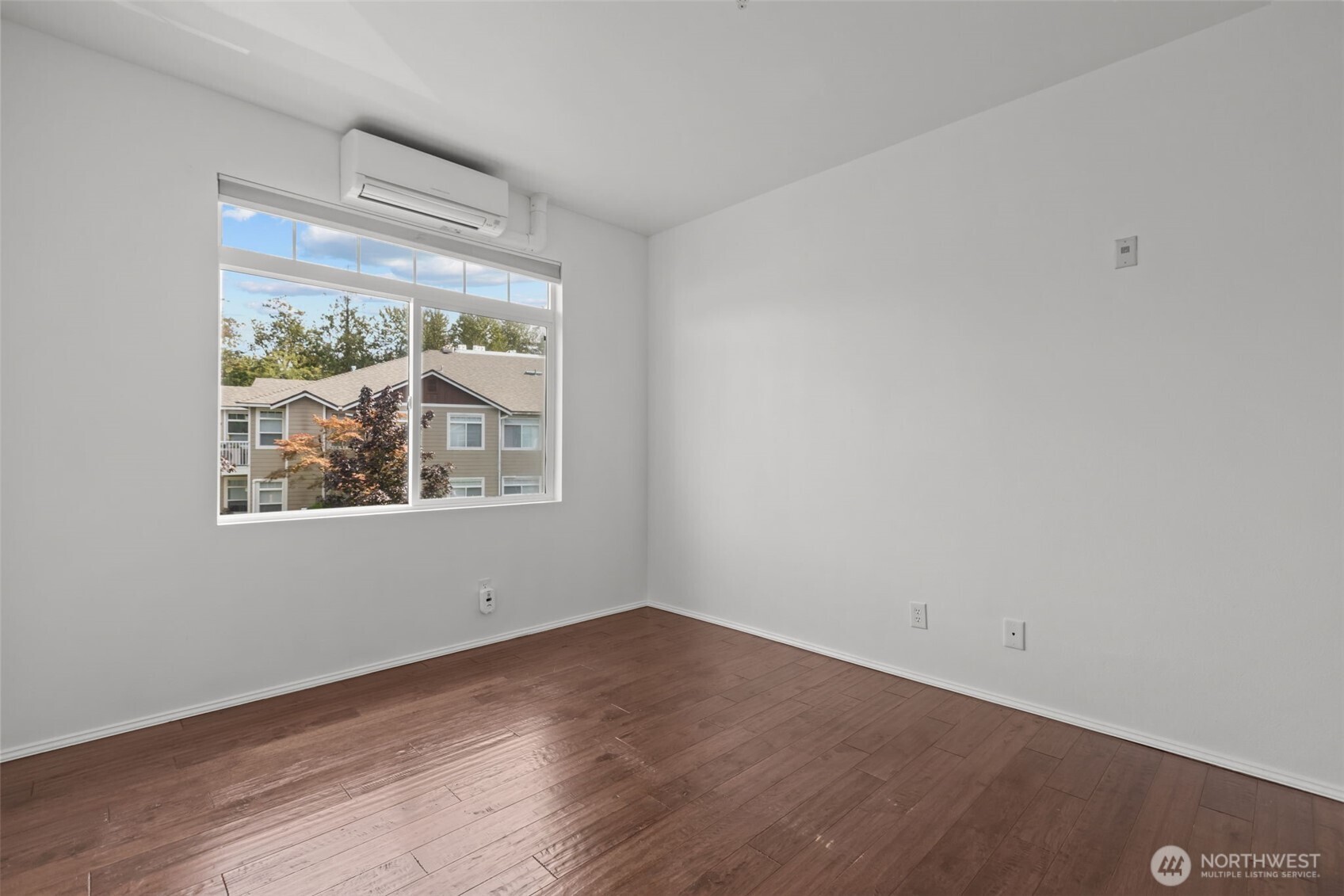 535 241st Lane SE, Sammamish, WA 98074