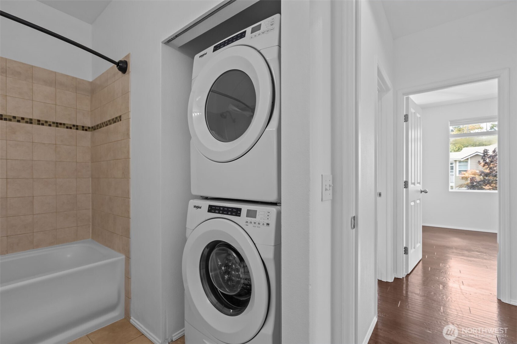 535 241st Lane SE, Sammamish, WA 98074