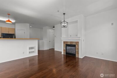 535 241st Lane SE, Sammamish, WA 98074 - Photo 5