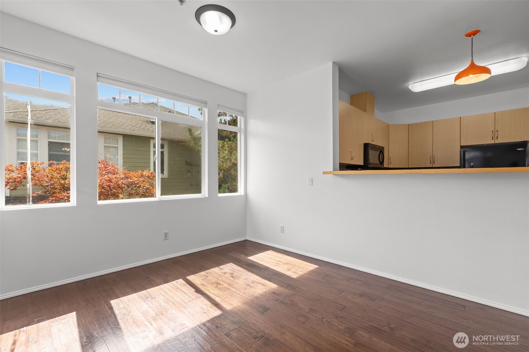 535 241st Lane SE, Sammamish, WA 98074