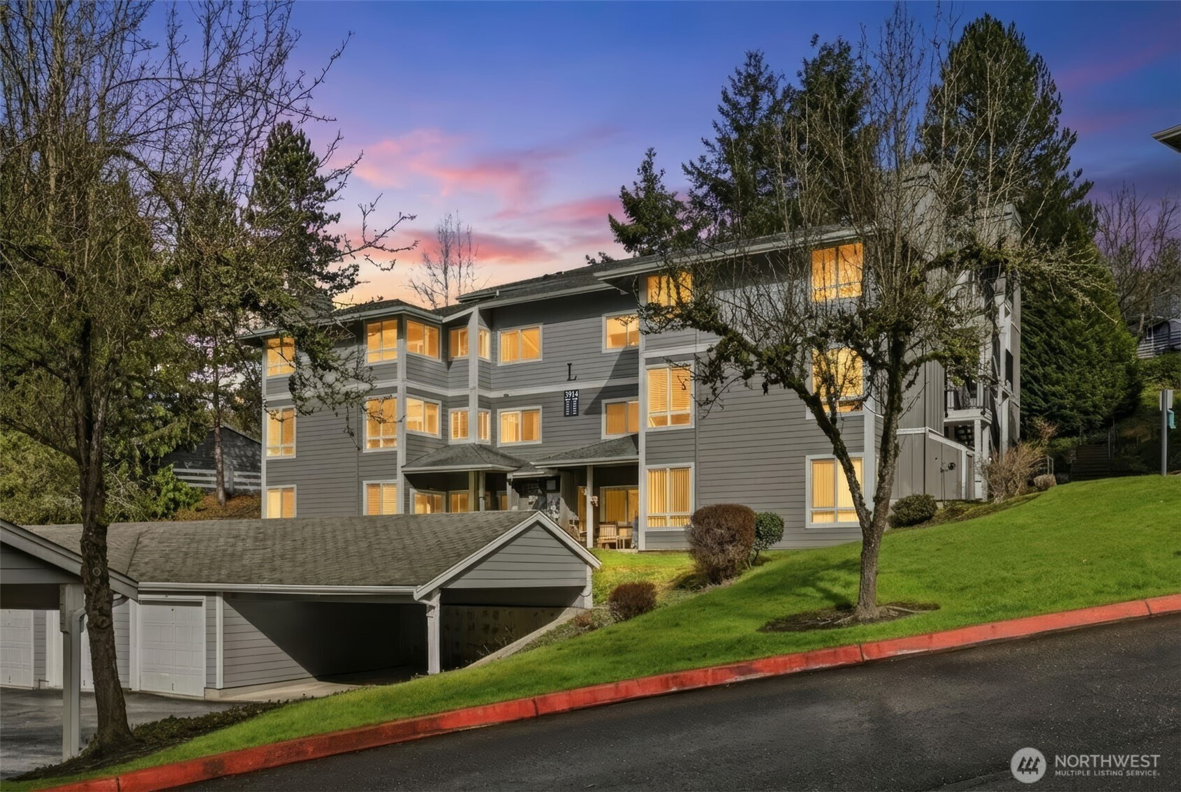 3914 243rd Place SE #L301, Bothell, WA 98021