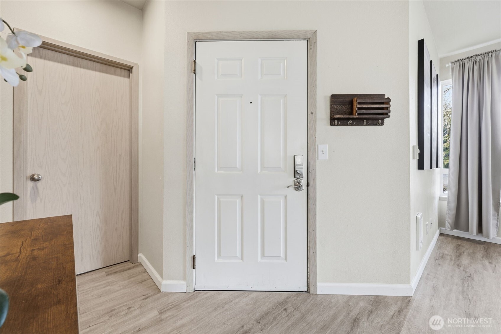 3914 243rd Place SE #L301, Bothell, WA 98021