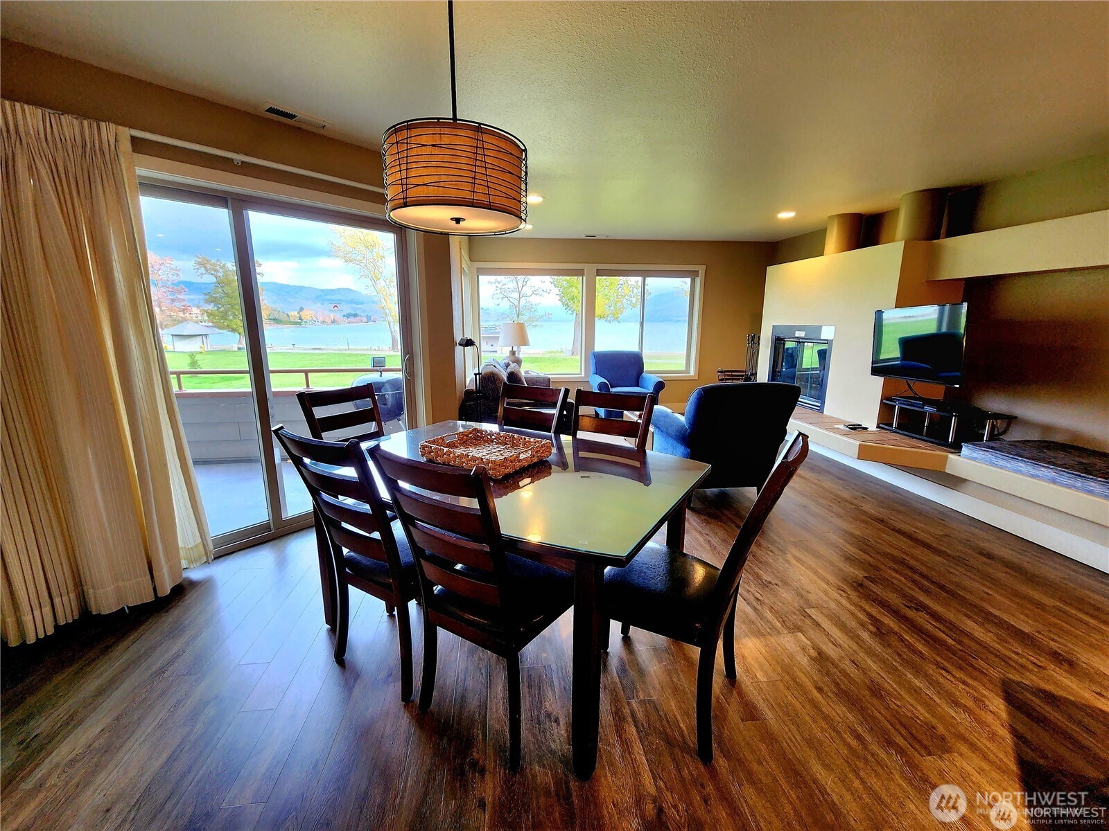 1 Beach 538-C , Manson, WA 98831