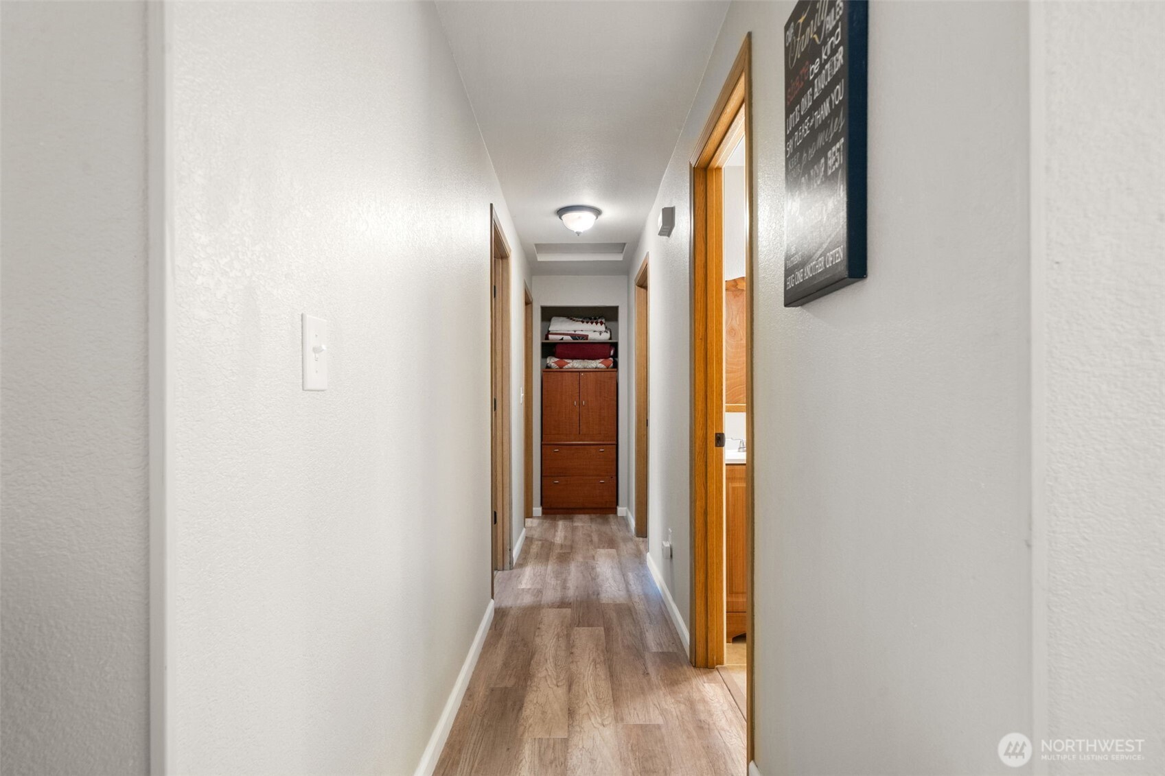 681 E Oak Park Way , Shelton, WA 98584