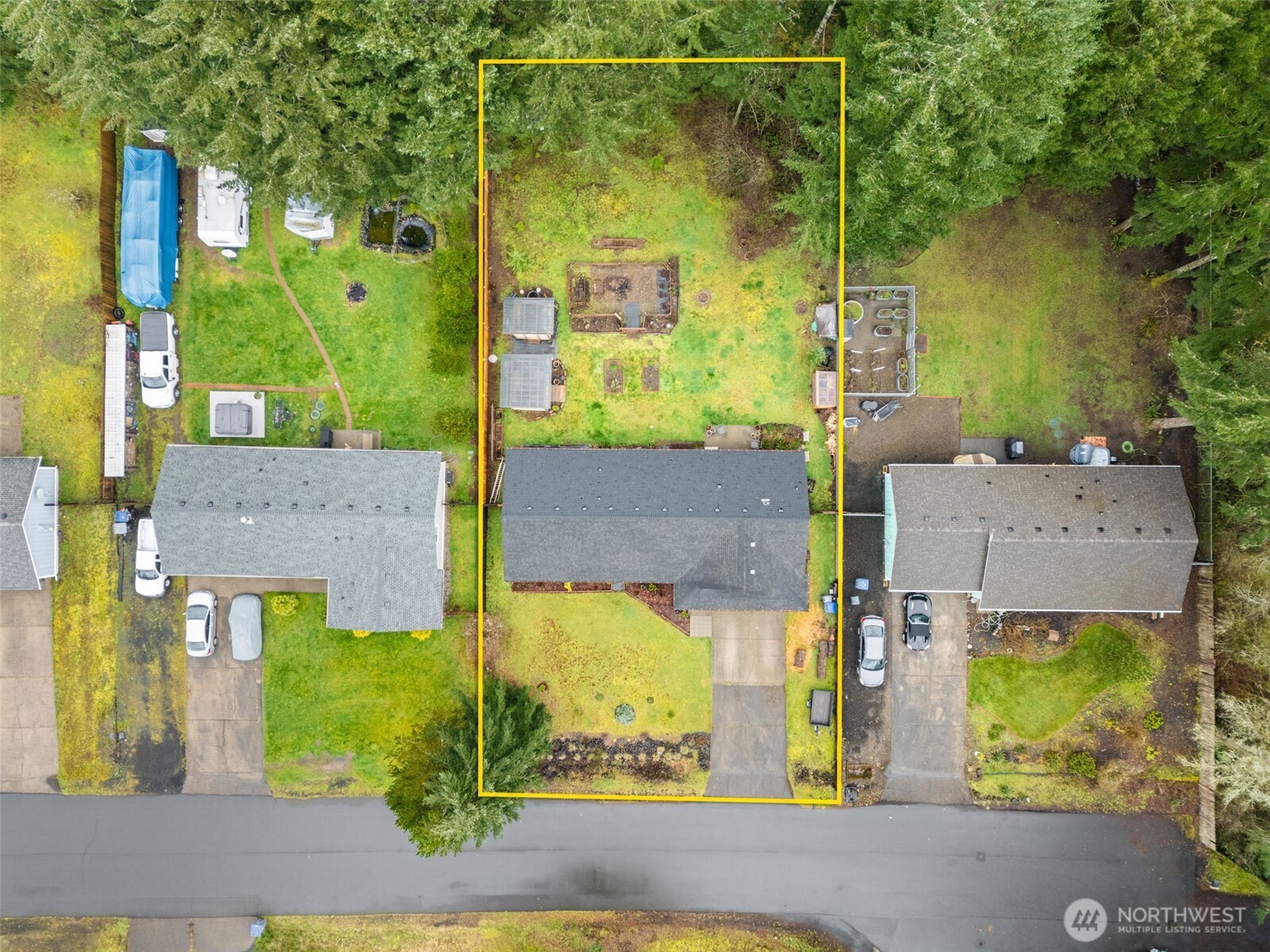 681 E Oak Park Way , Shelton, WA 98584