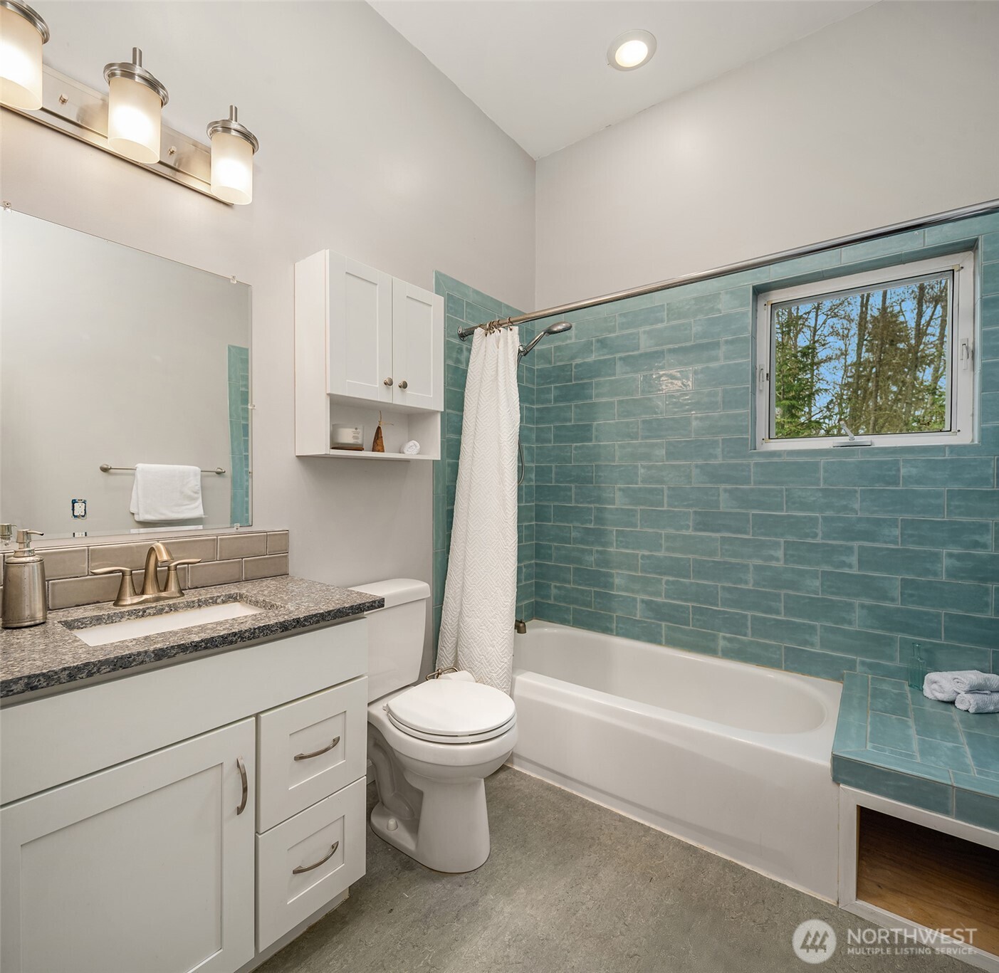 16526 87th Avenue SW, Vashon, WA 98070