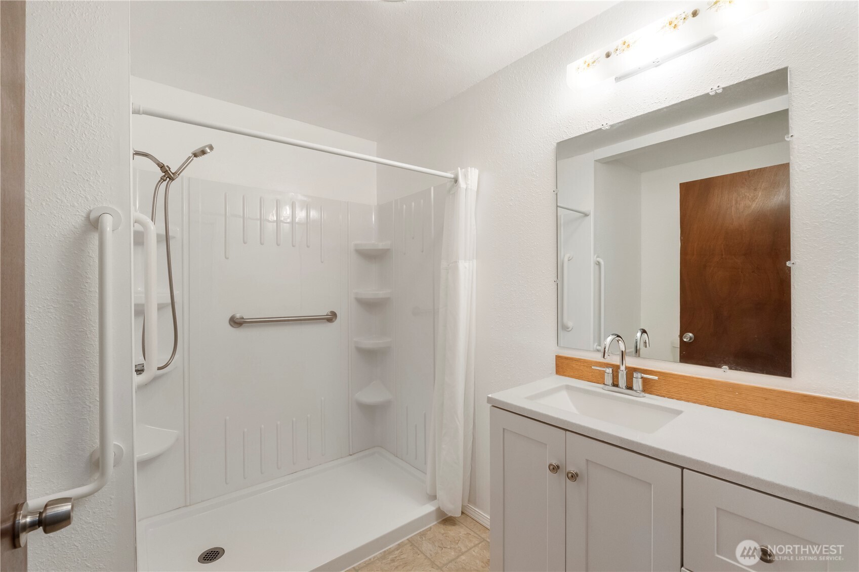 1509 Juniper Street , Milton, WA 98354