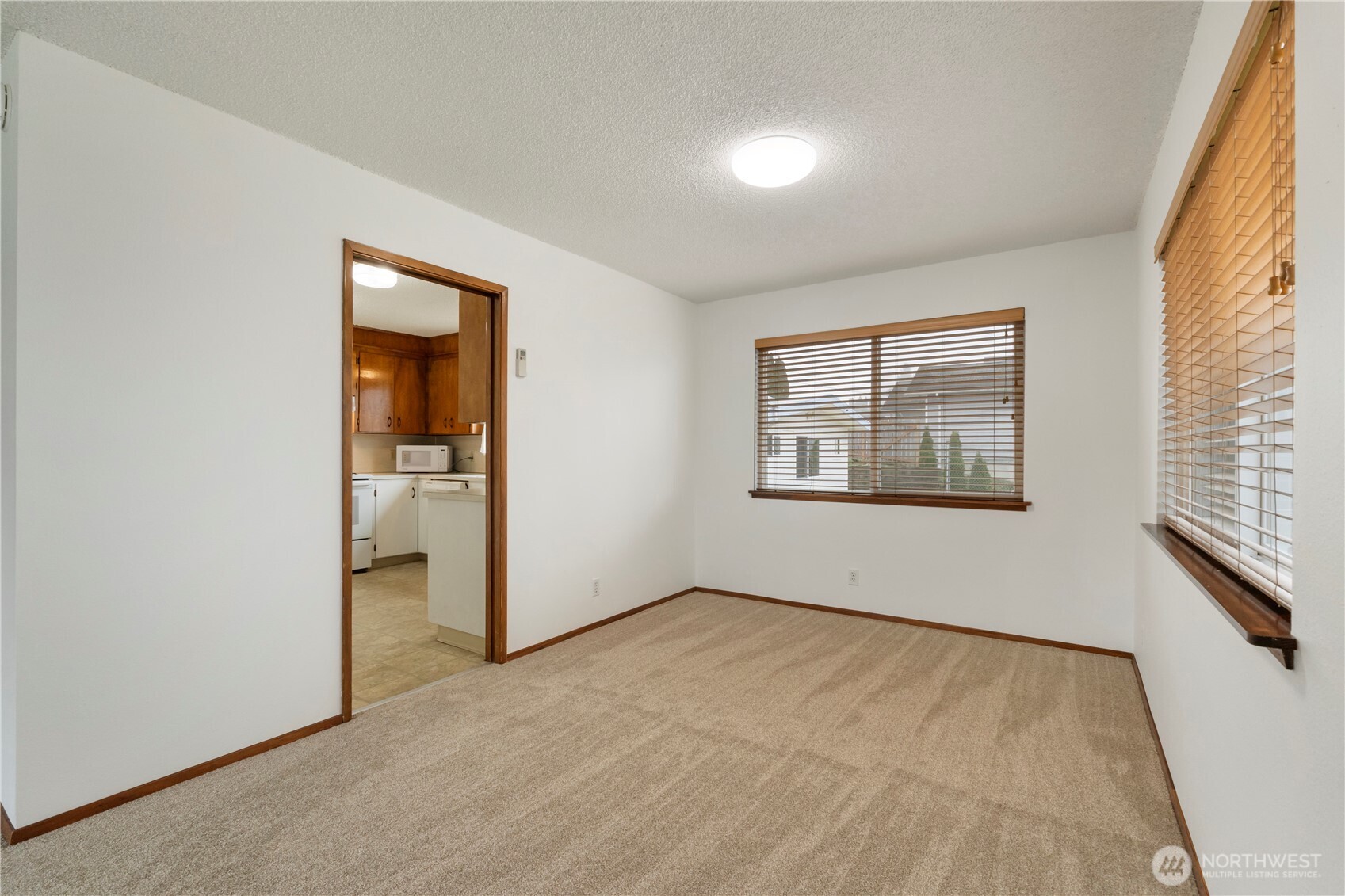 1509 Juniper Street , Milton, WA 98354