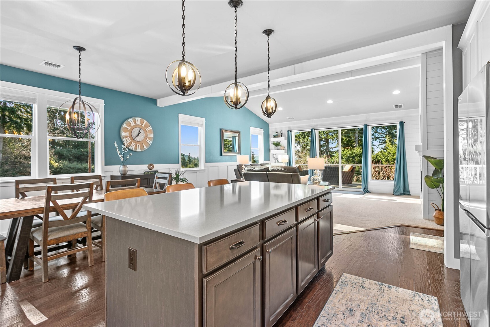 3821 Connelly Avenue , Bellingham, WA 98229