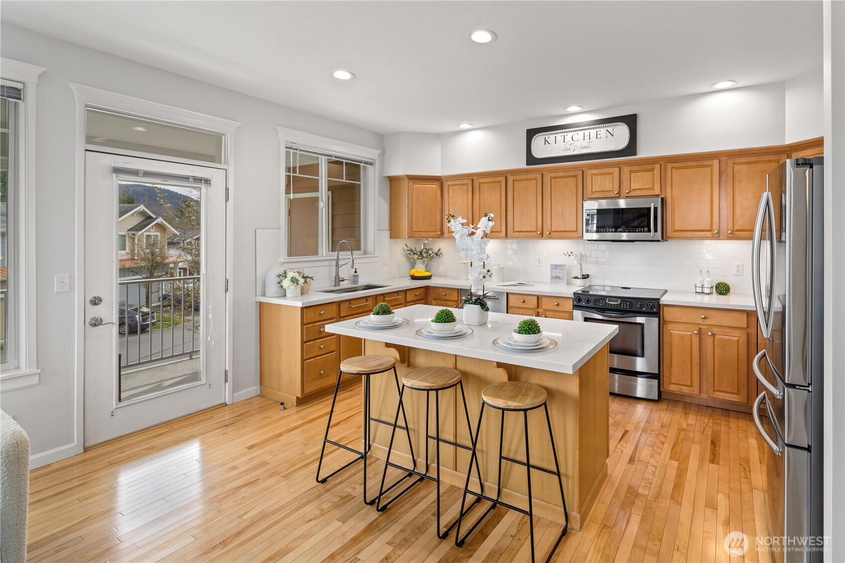 35327 SE Kinsey Street #604, Snoqualmie, WA 98065