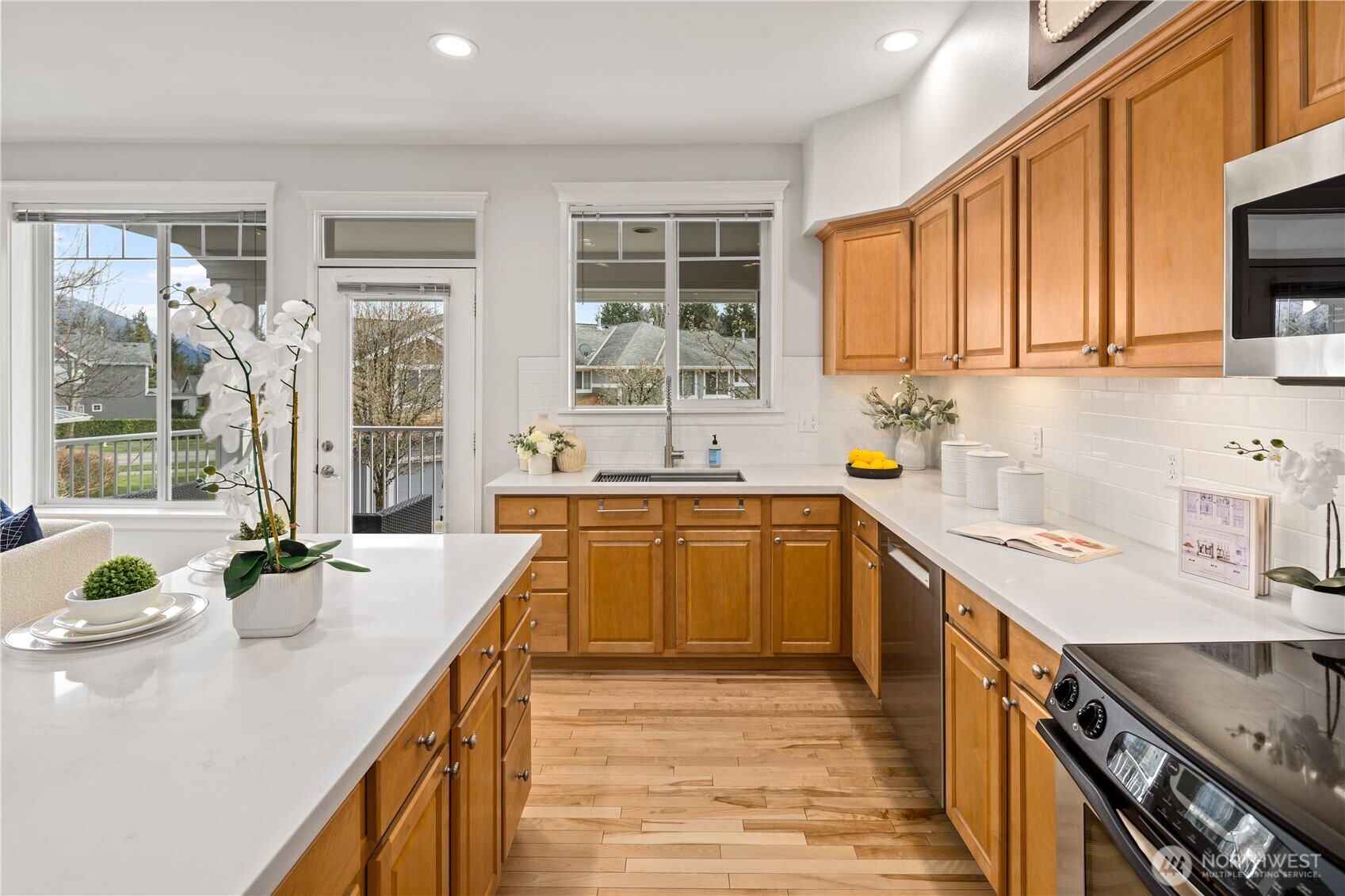 35327 SE Kinsey Street #604, Snoqualmie, WA 98065