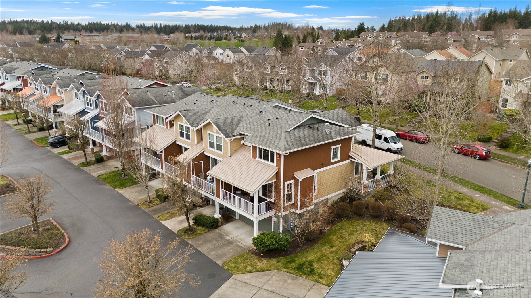 35327 SE Kinsey Street #604, Snoqualmie, WA 98065