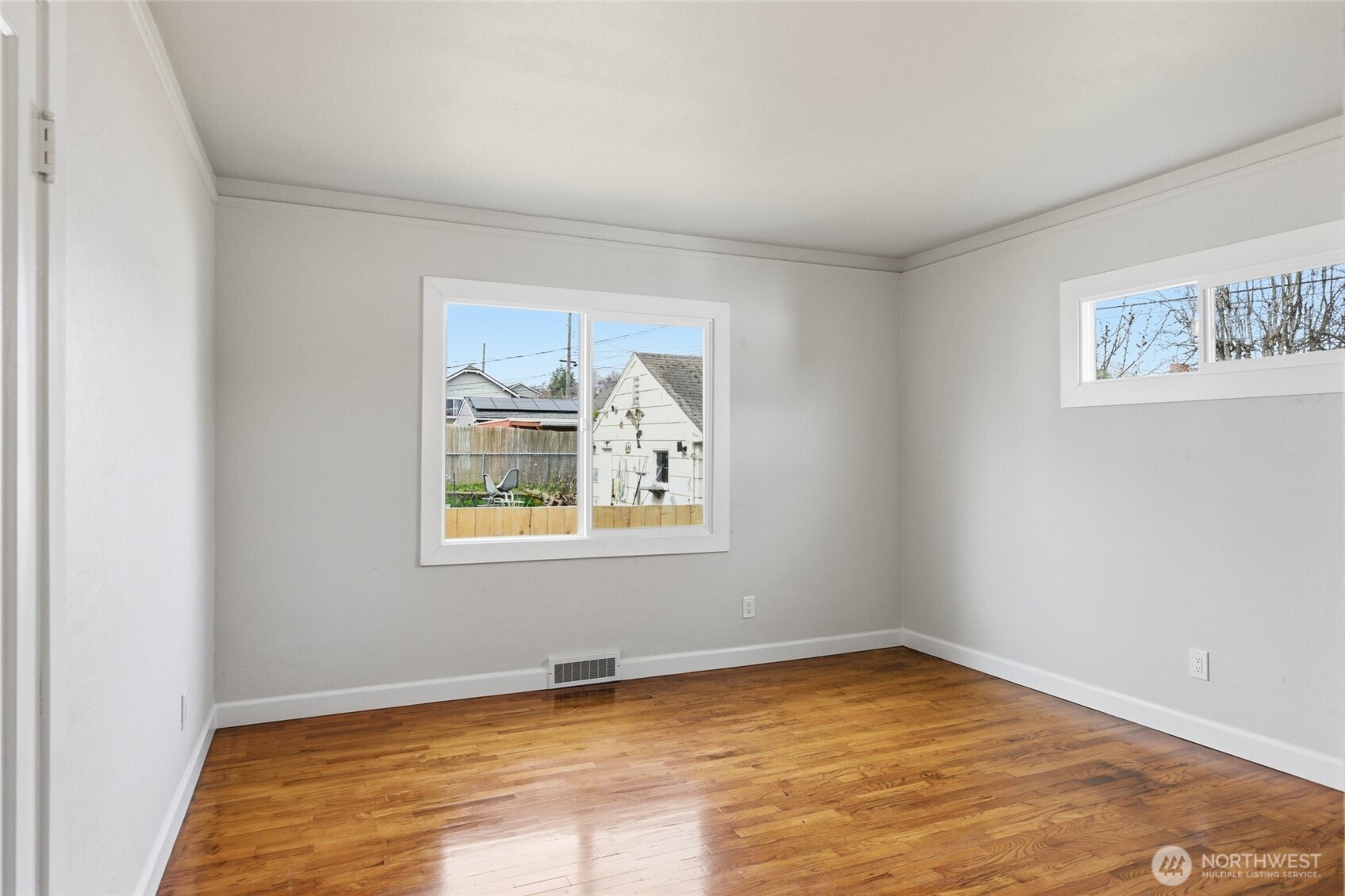 221 S 57th Street , Tacoma, WA 98408