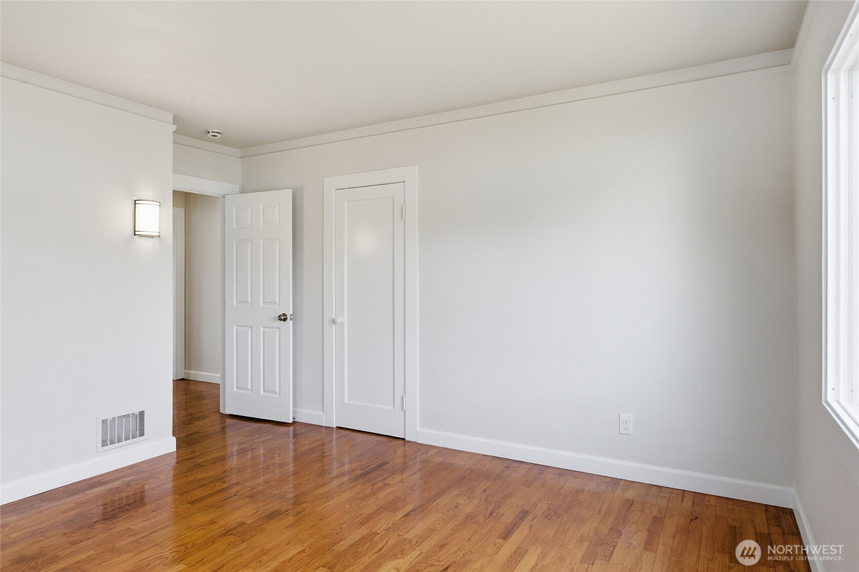 221 S 57th Street , Tacoma, WA 98408