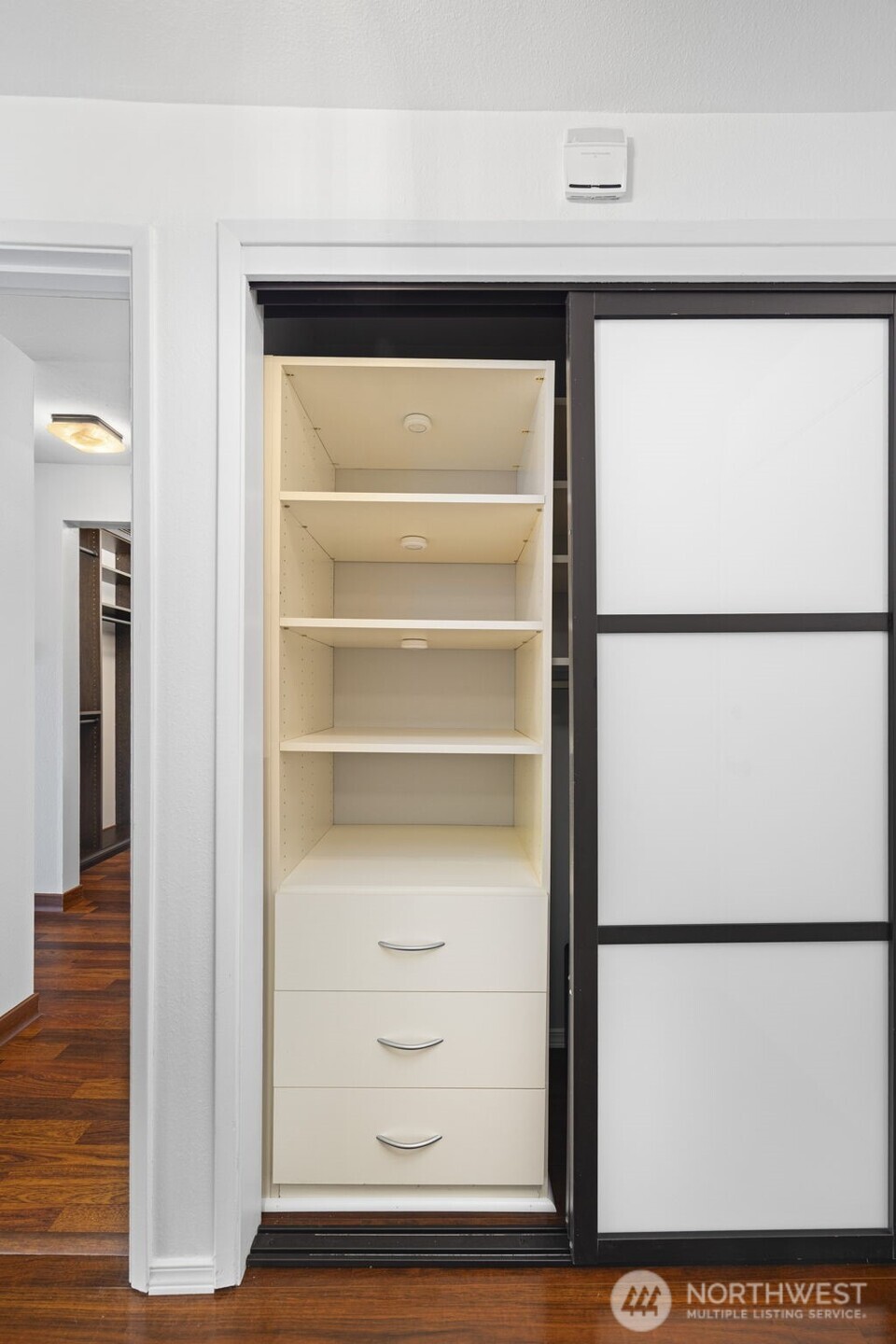 3601 24th Avenue W #207, Seattle, WA 98199