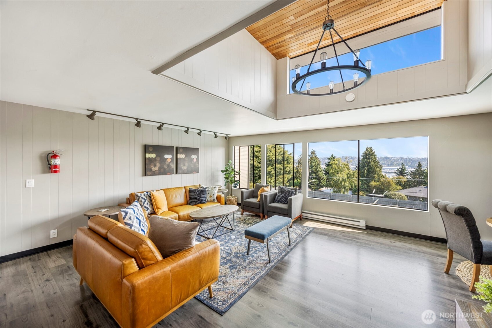 3601 24th Avenue W #207, Seattle, WA 98199