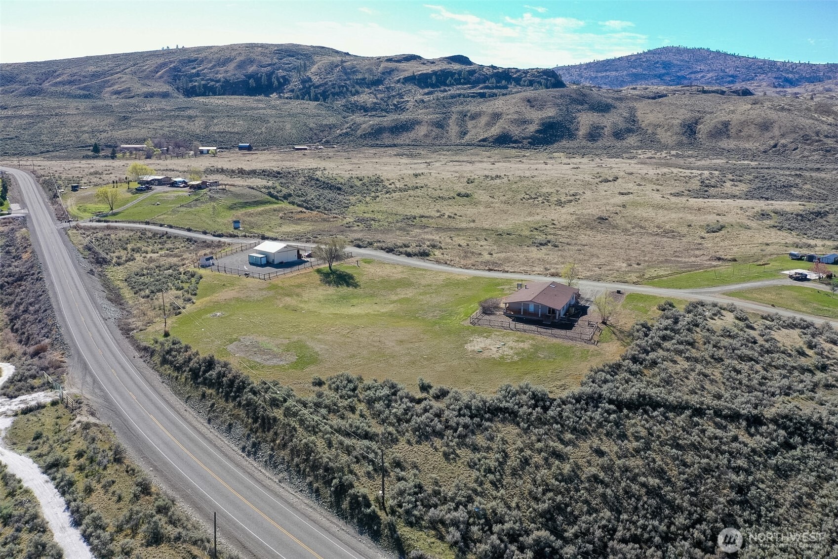 32 Valley View Drive , Tonasket, WA 98855
