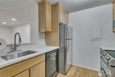 17527 149th Avenue SE #B-12, Renton, WA 98058 - Photo 12