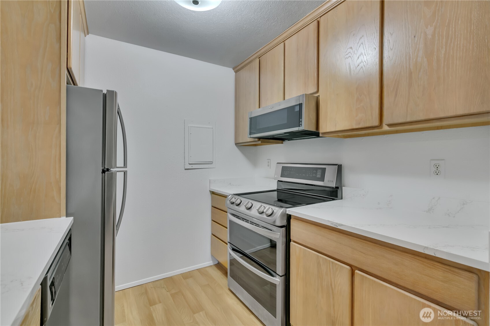 17527 149th Avenue SE #B-12, Renton, WA 98058