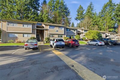 17527 149th Avenue SE #B-12, Renton, WA 98058 - Photo 2