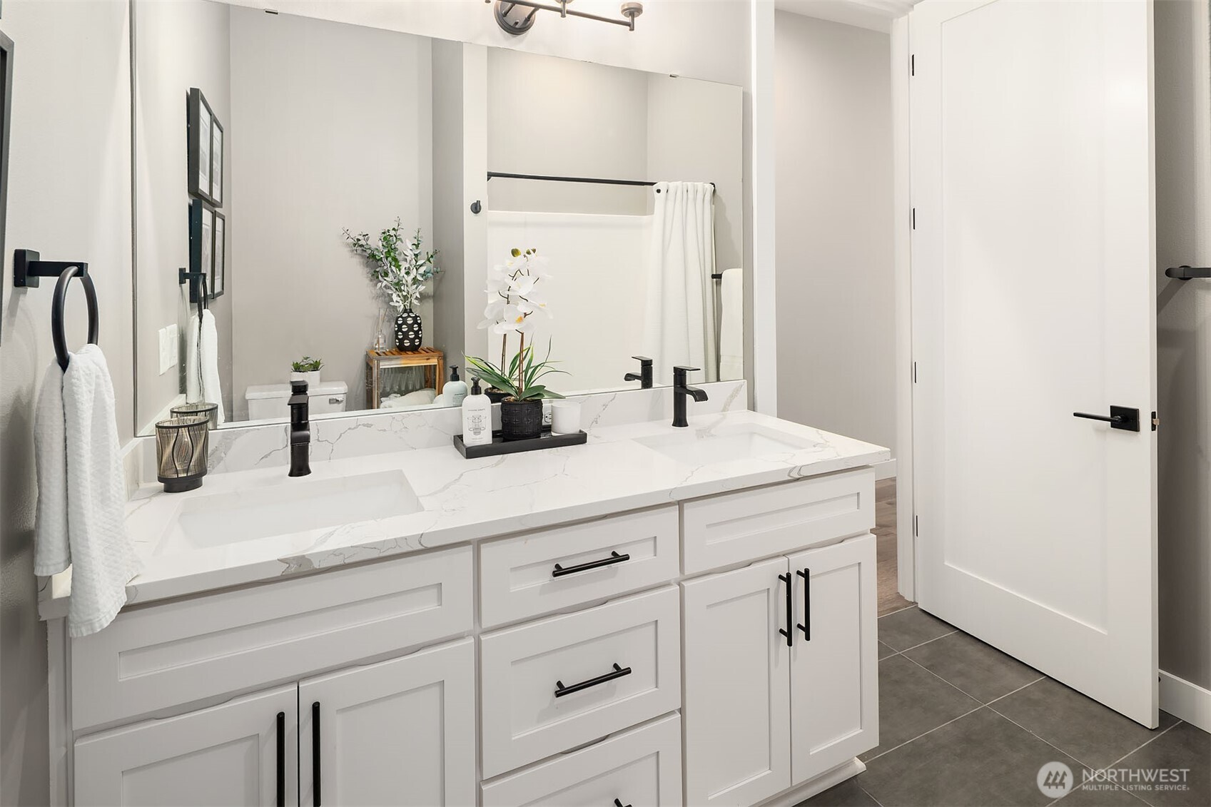 18201 17th Street E, Lake Tapps, WA 98391