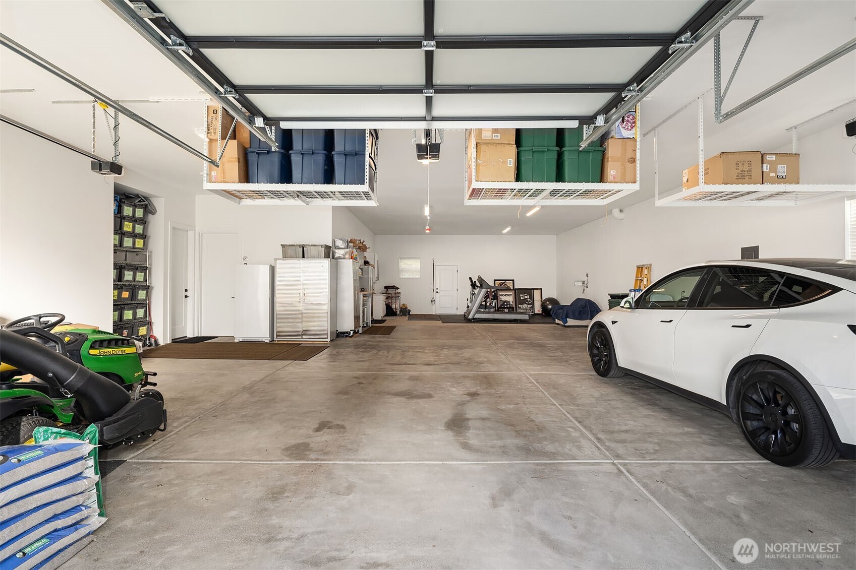 18201 17th Street E, Lake Tapps, WA 98391