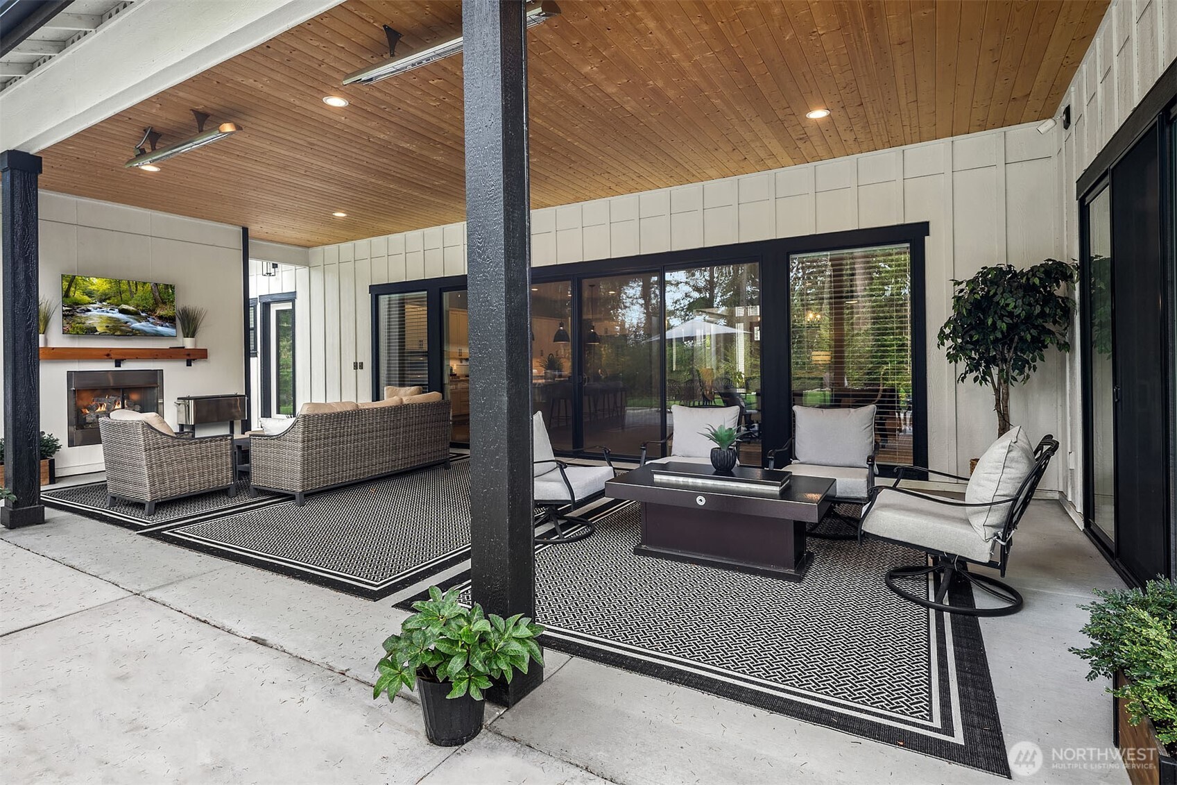 18201 17th Street E, Lake Tapps, WA 98391