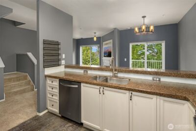 12113 NE 172nd Place #J202, Bothell, WA 98011 - Photo 10