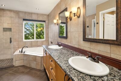 12113 NE 172nd Place #J202, Bothell, WA 98011 - Photo 17
