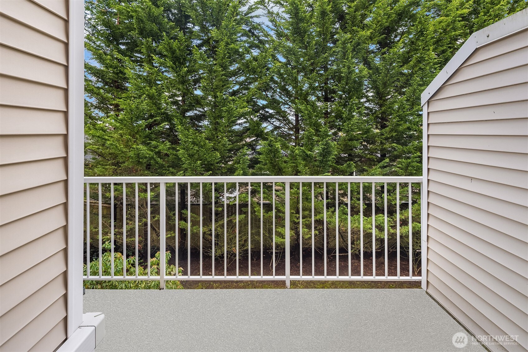 12113 NE 172nd Place #J202, Bothell, WA 98011