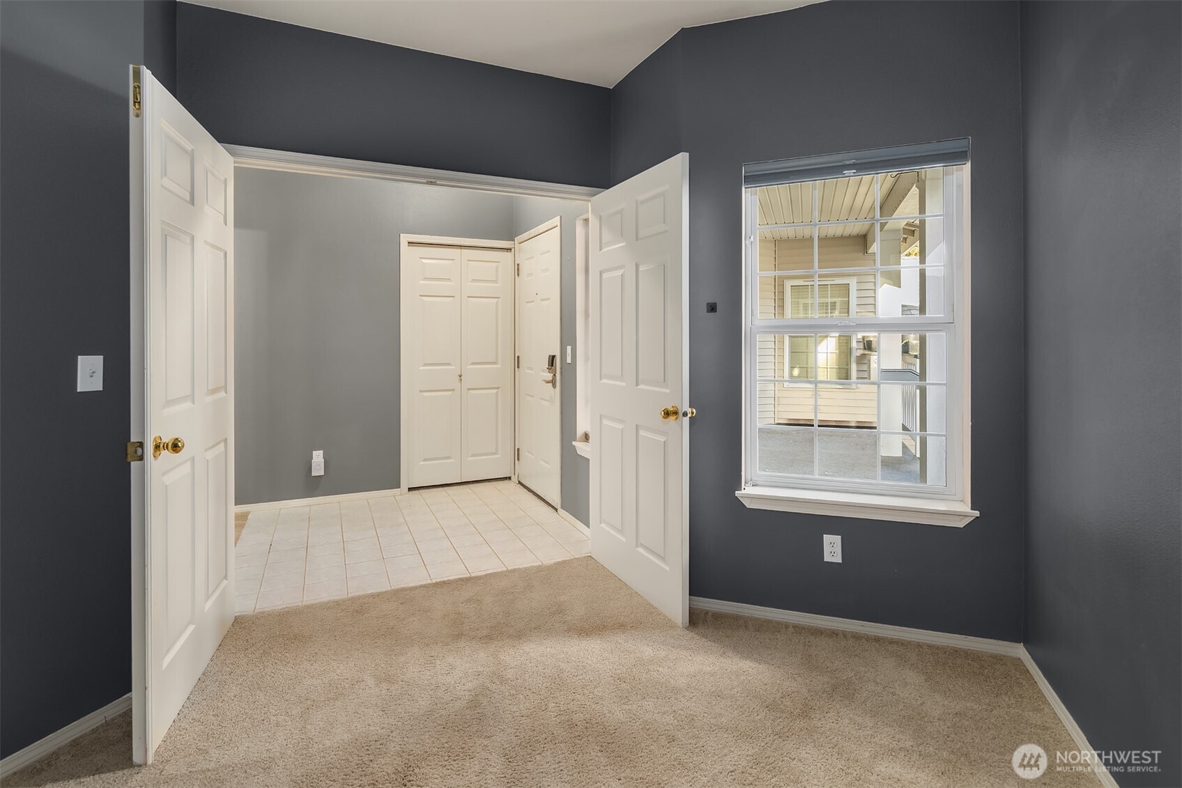 12113 NE 172nd Place #J202, Bothell, WA 98011