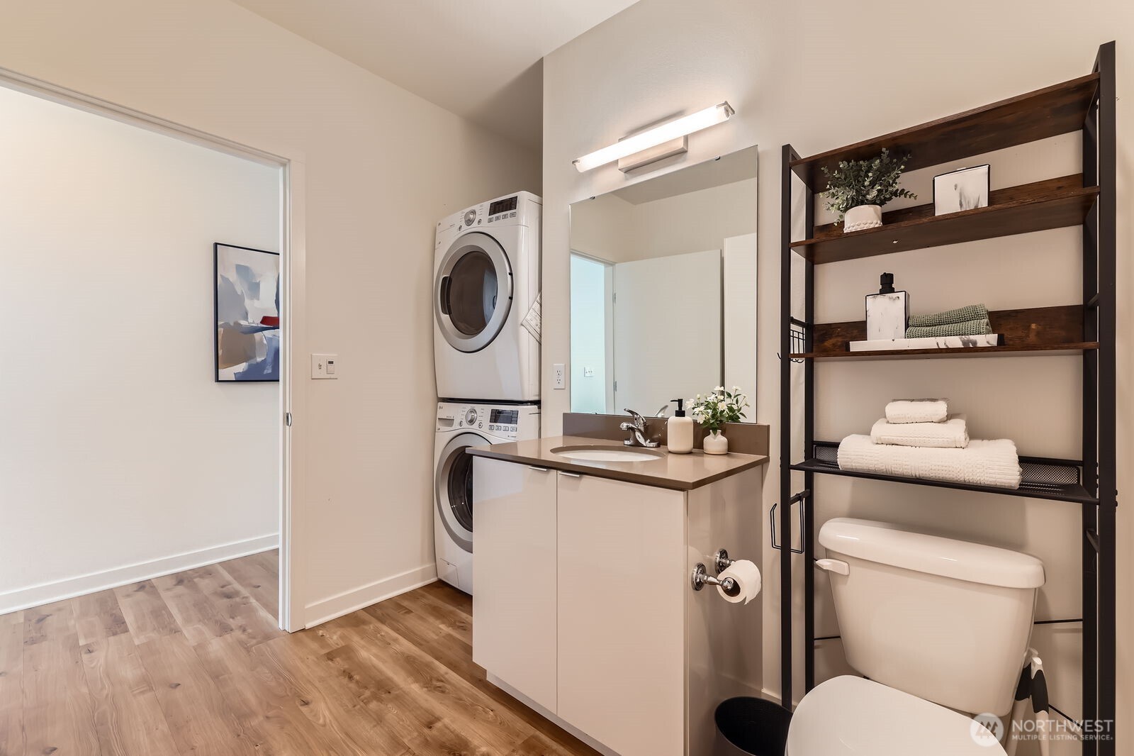 1601 N 45th Street #411, Seattle, WA 98103