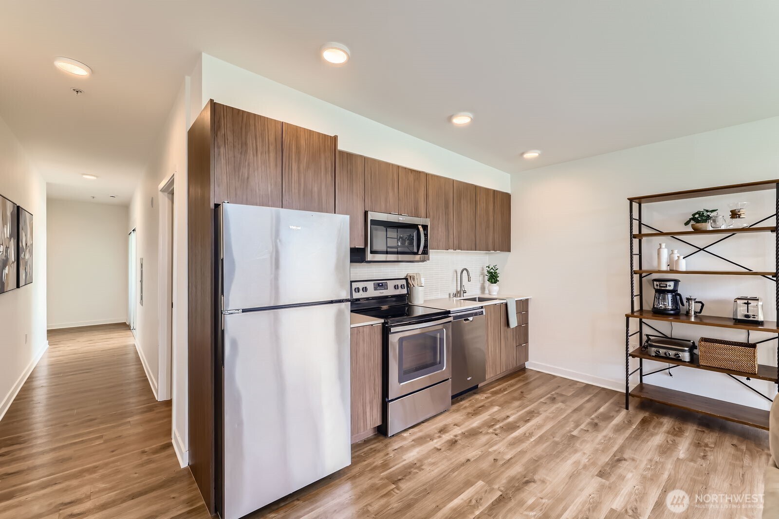 1601 N 45th Street #411, Seattle, WA 98103