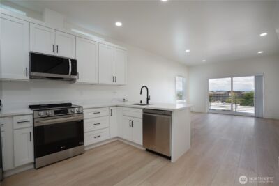 1129 Fawcett Avenue #A-D, Tacoma, WA 98402 - Photo 3