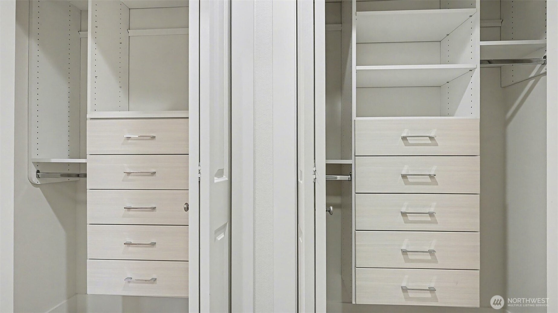 18726 43rd Drive SE, Bothell, WA 98012